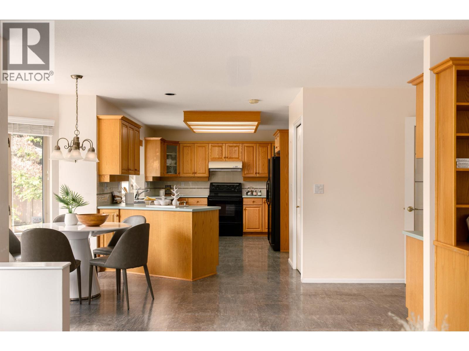 Photo 11 of 3300 River Road, Richmond BC