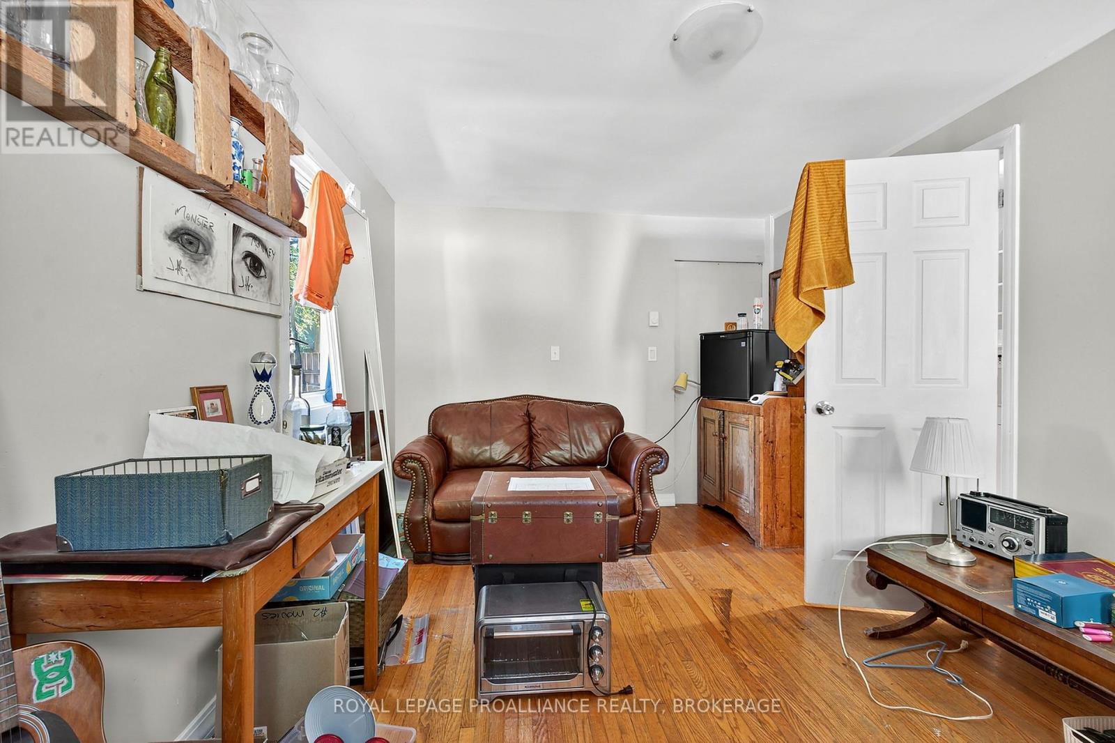 16 ST CATHERINE STREET - 18