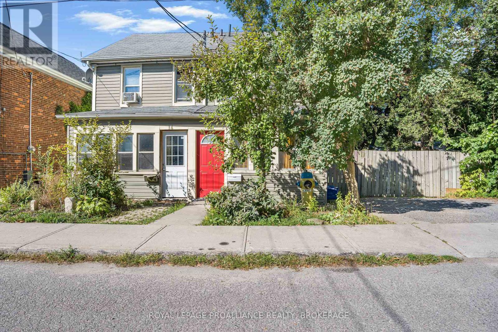 16 ST CATHERINE STREET - 24