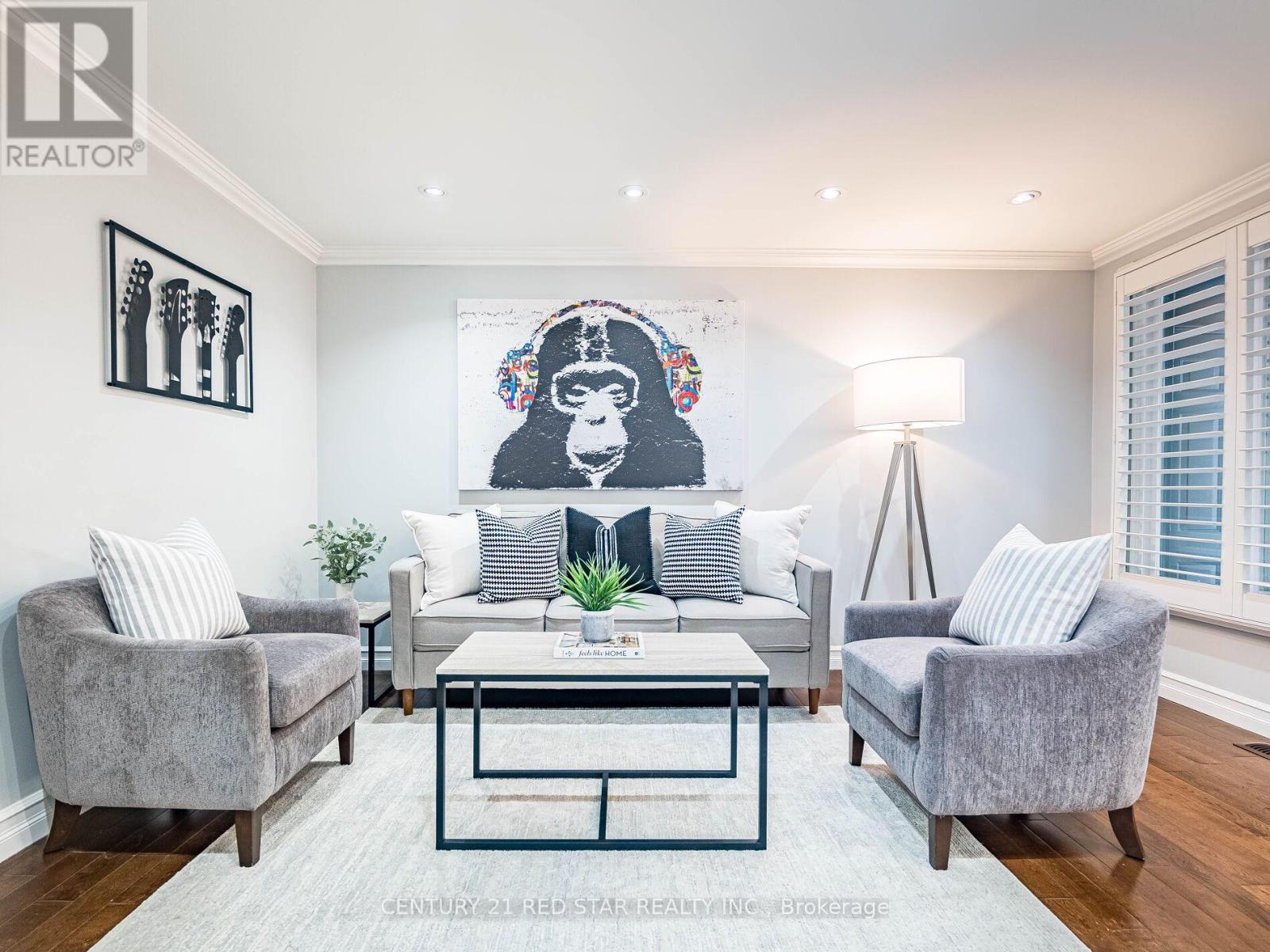 Photo 6 of 1641 Middleton Street, Pickering ON