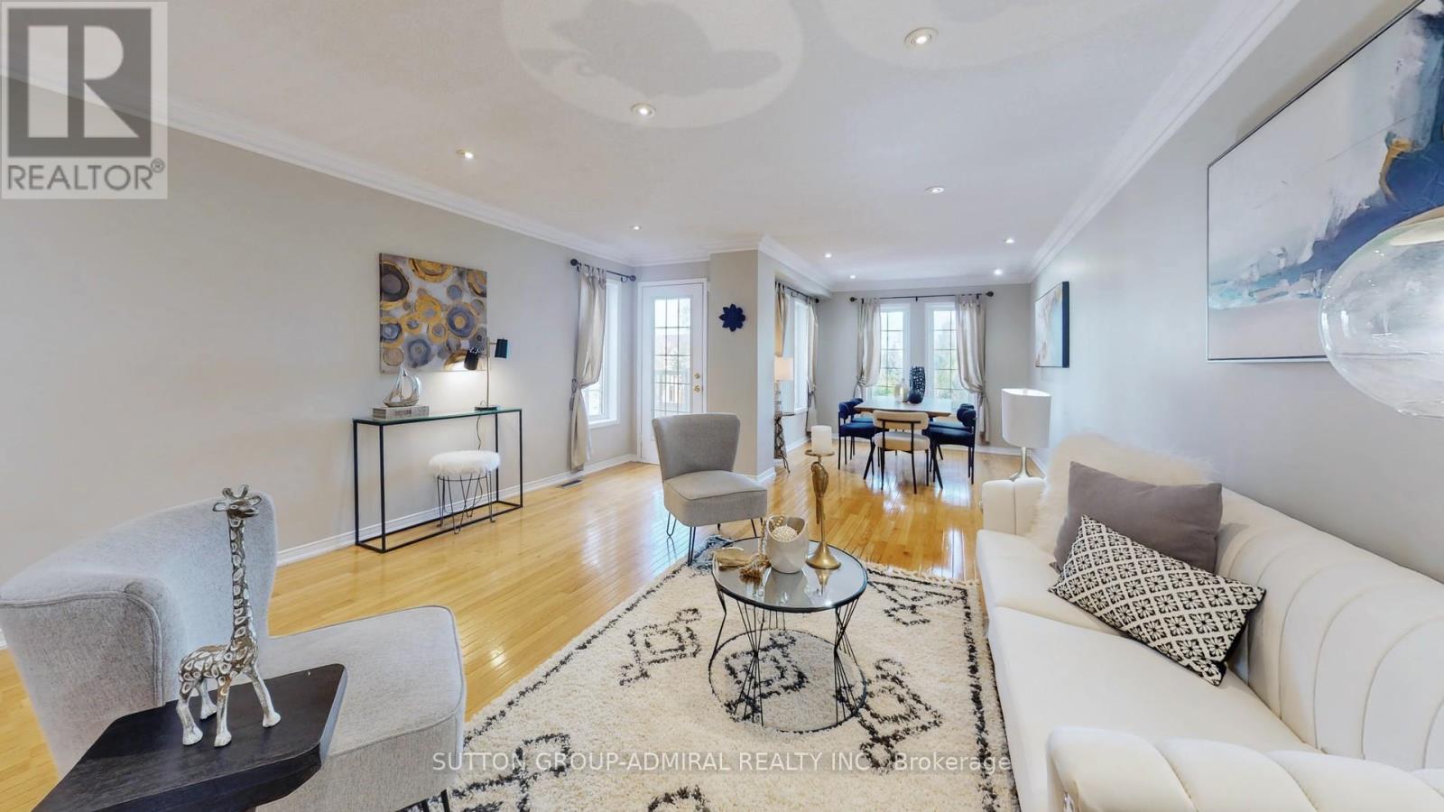 Photo 12 of 216 Maple Sugar Lane, Vaughan ON