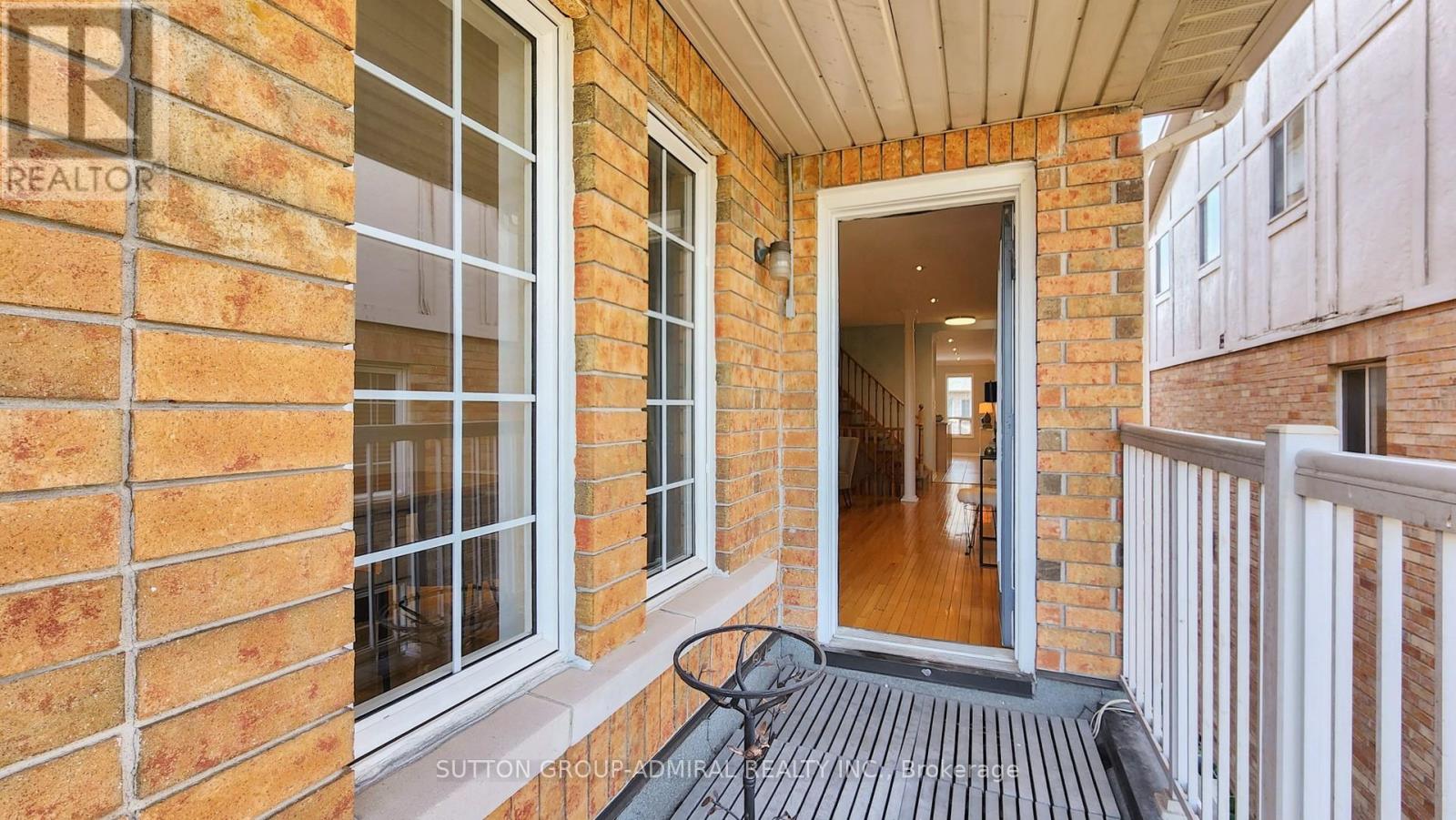Photo 15 of 216 Maple Sugar Lane, Vaughan ON