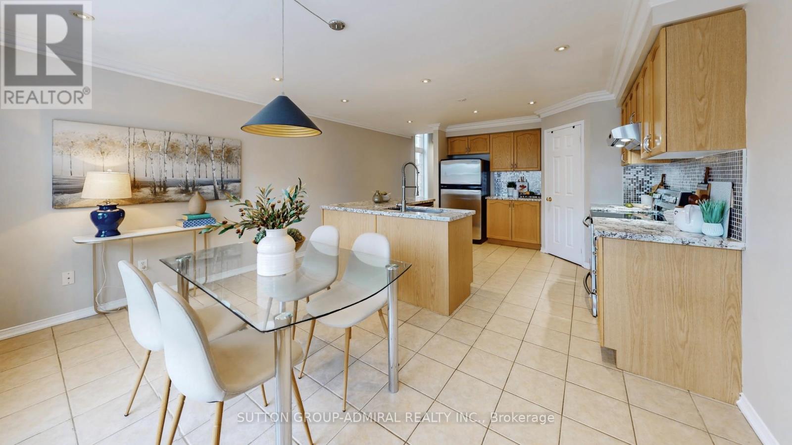 Photo 23 of 216 Maple Sugar Lane, Vaughan ON