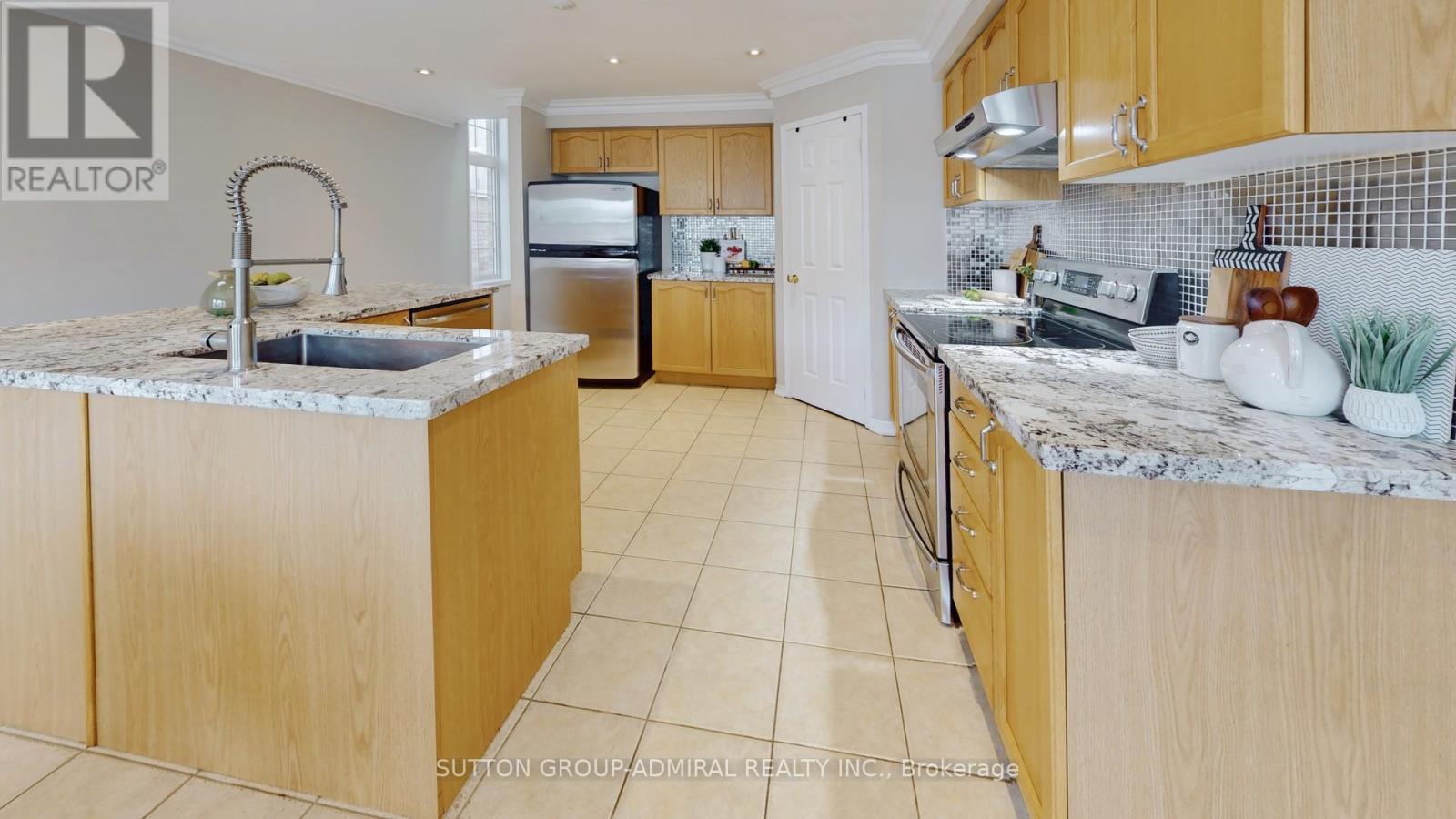 Photo 26 of 216 Maple Sugar Lane, Vaughan ON