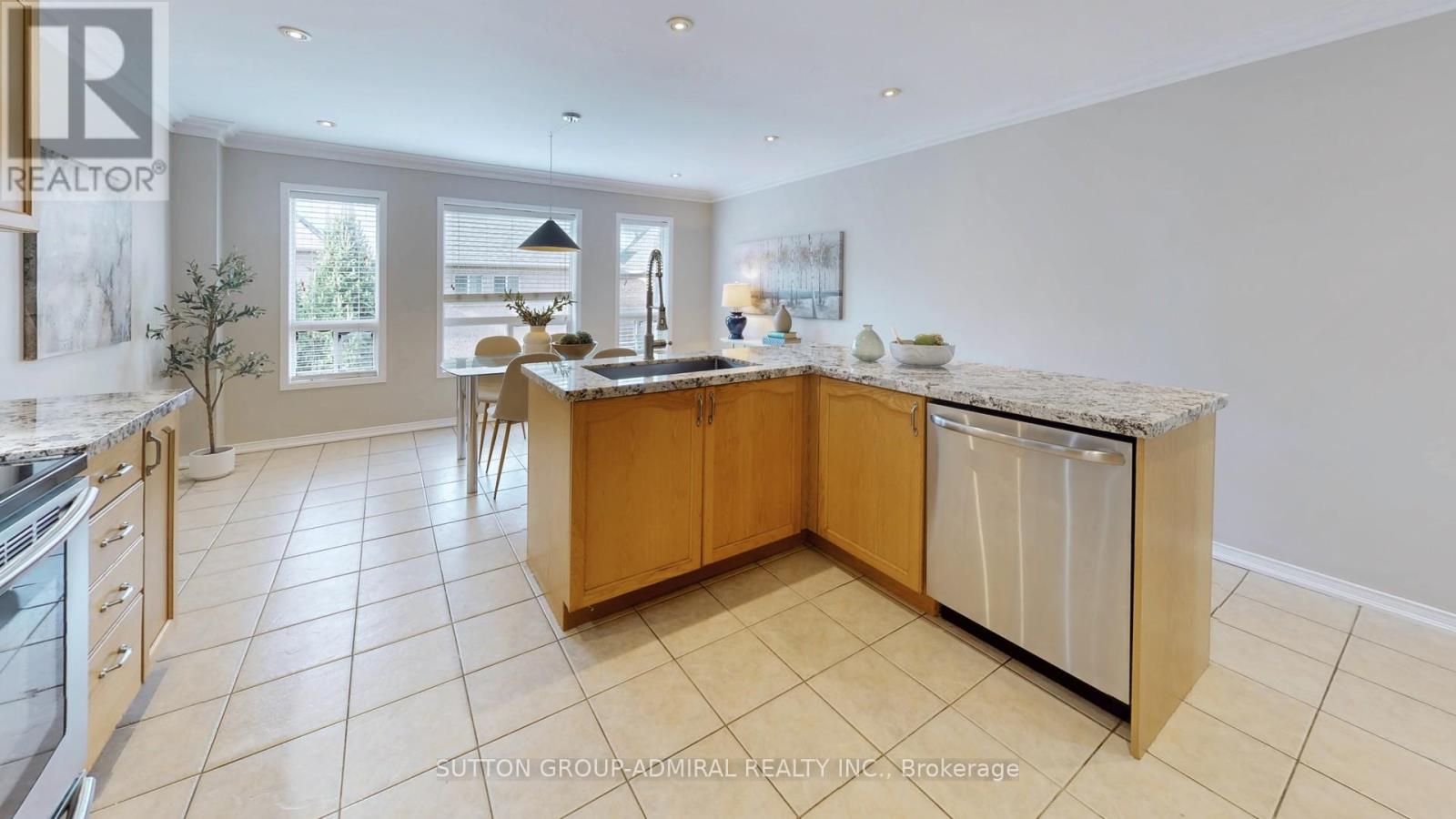Photo 27 of 216 Maple Sugar Lane, Vaughan ON