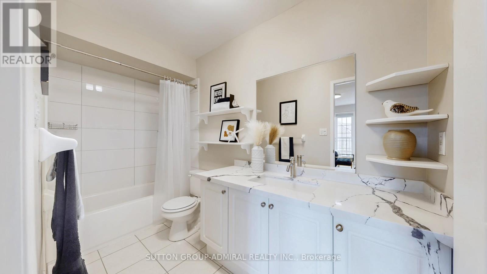 Photo 36 of 216 Maple Sugar Lane, Vaughan ON