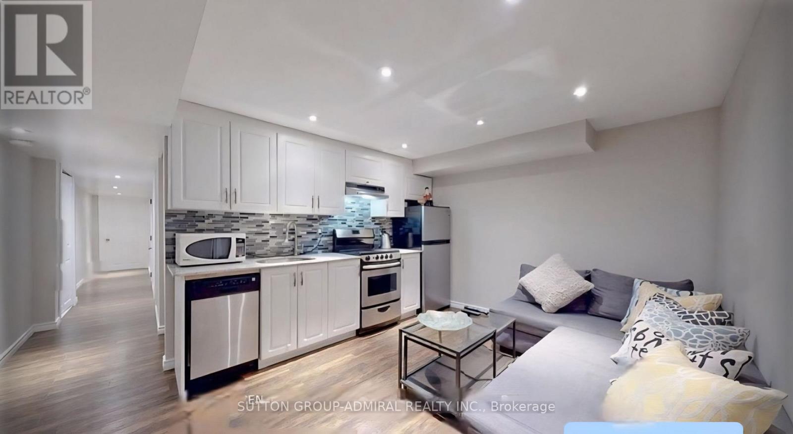 Photo 44 of 216 Maple Sugar Lane, Vaughan ON