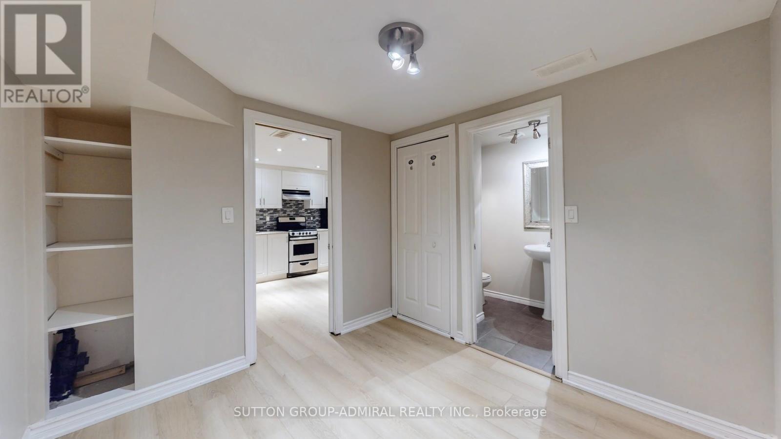 Photo 46 of 216 Maple Sugar Lane, Vaughan ON