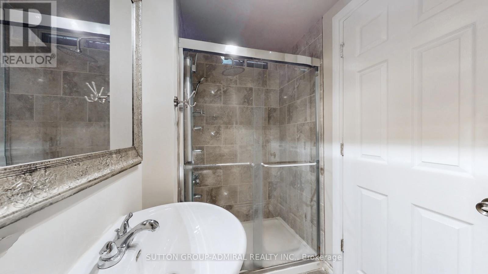 Photo 47 of 216 Maple Sugar Lane, Vaughan ON