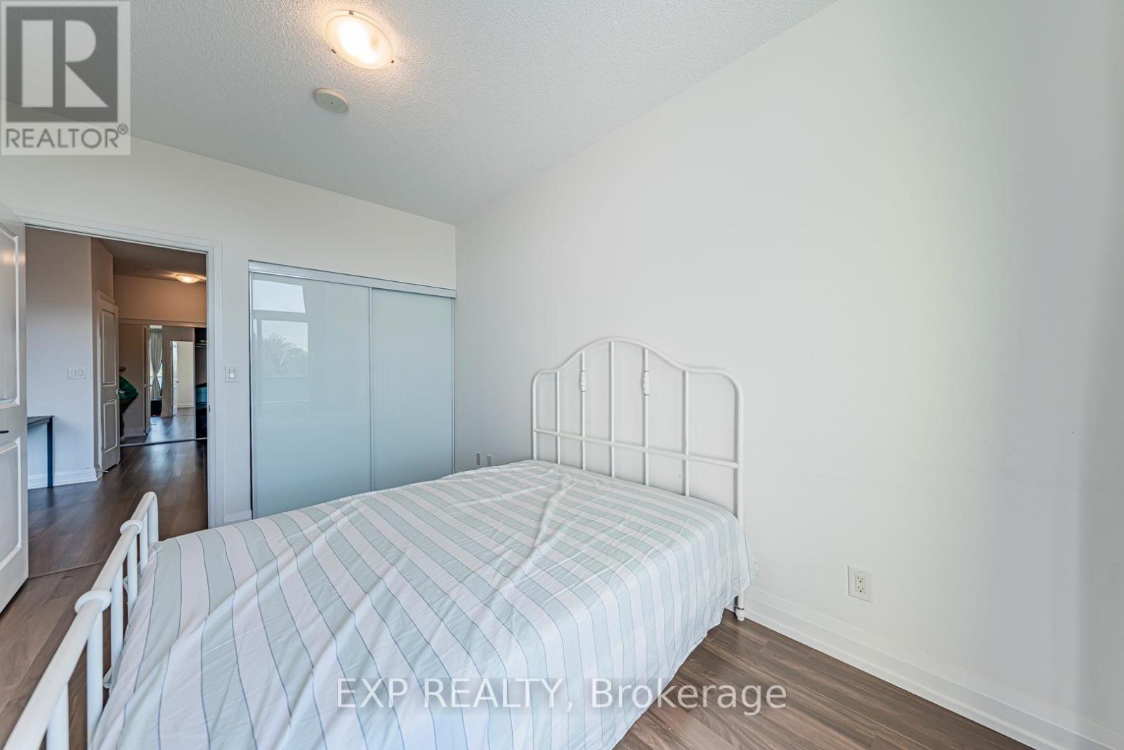 Photo 24 of 308 7167 Yonge Street, Markham ON