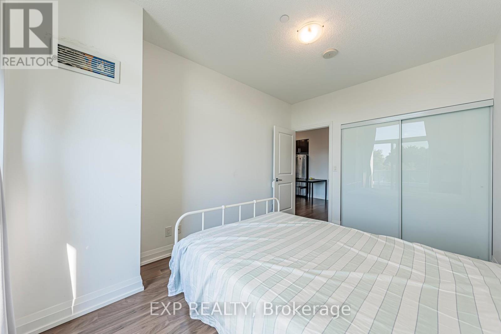 Photo 27 of 308 7167 Yonge Street, Markham ON