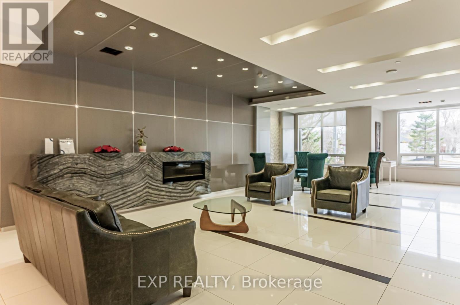 Photo 40 of 308 7167 Yonge Street, Markham ON
