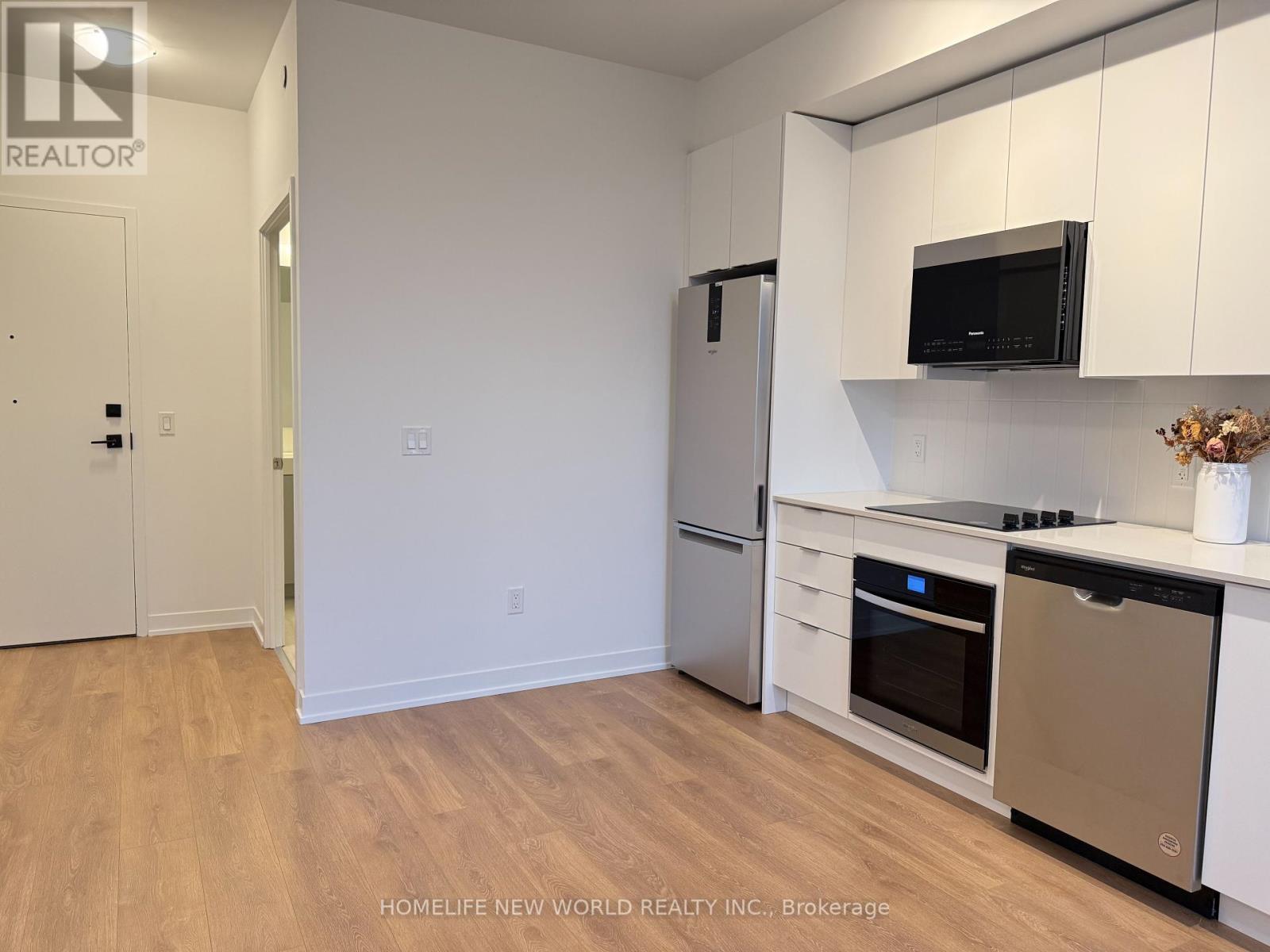 Photo 9 of 1129 498 Caldari Road, Vaughan ON