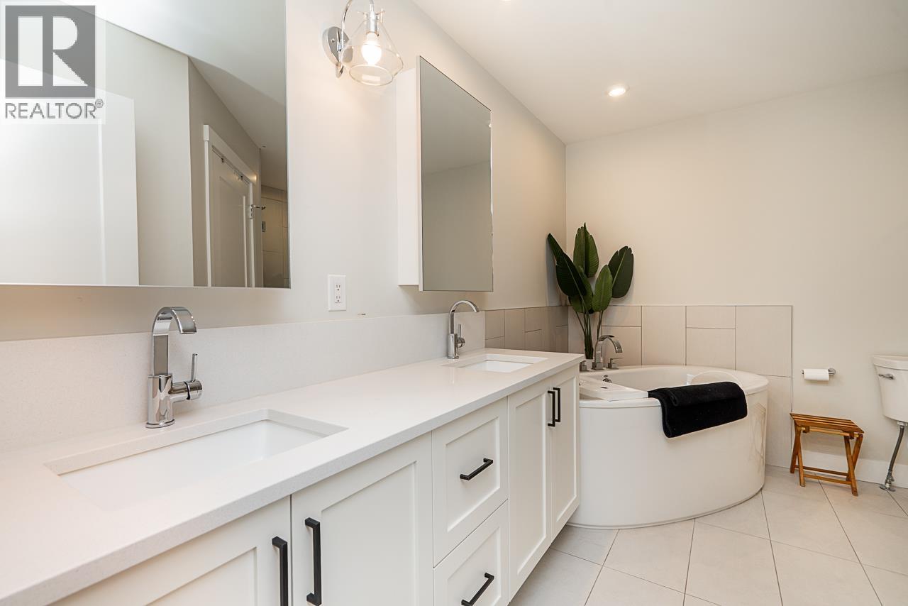 Photo 15 of 204 12367 224 Street, Maple Ridge BC