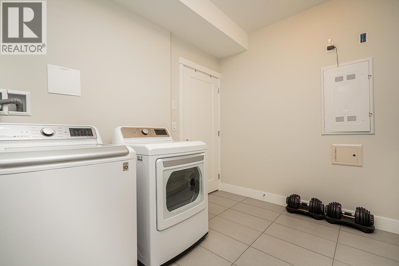 Photo 25 of 204 12367 224 Street, Maple Ridge BC