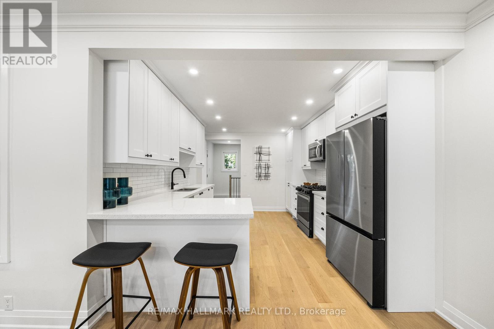 Photo 12 of 50 Watson Avenue, Toronto ON