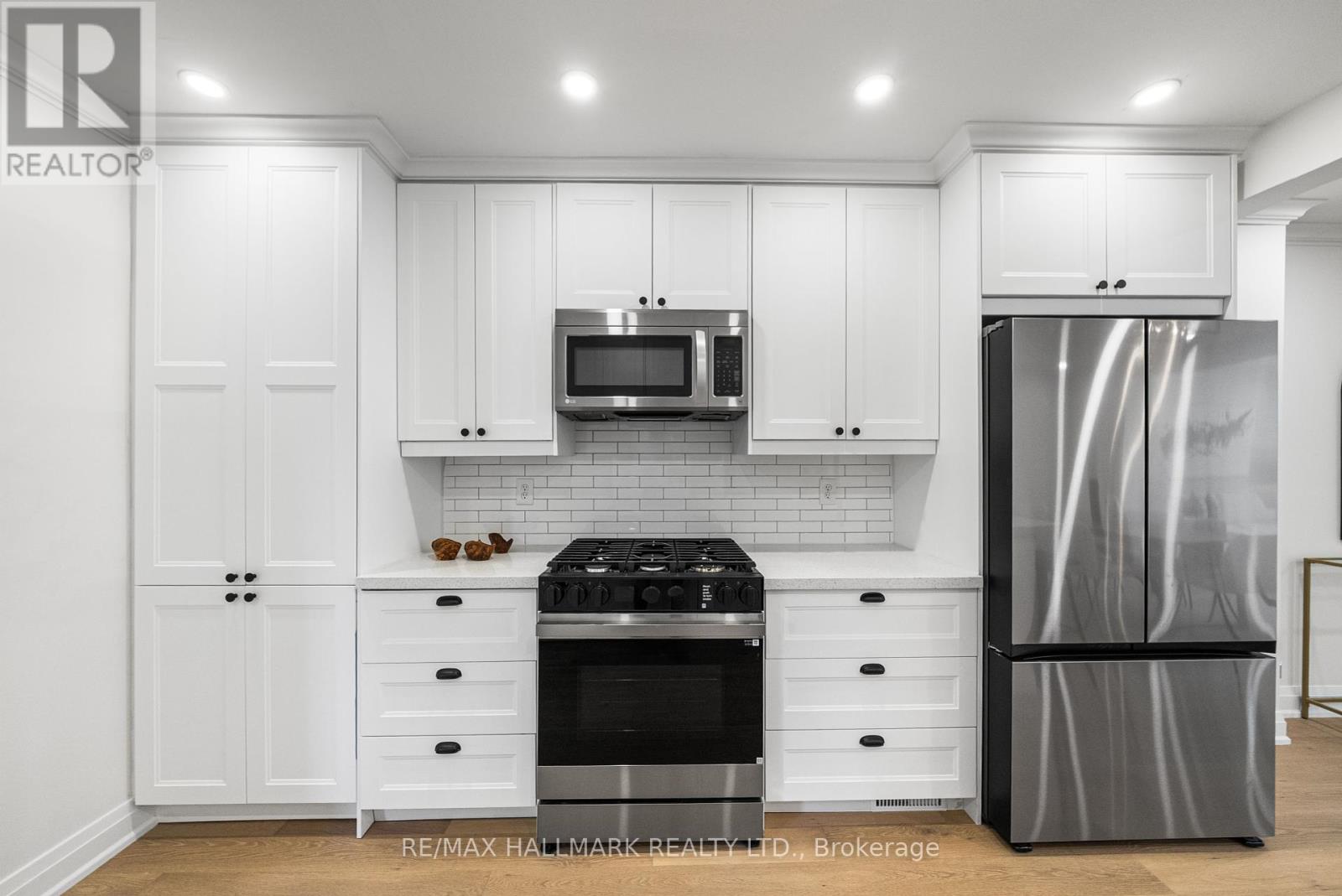 Photo 16 of 50 Watson Avenue, Toronto ON