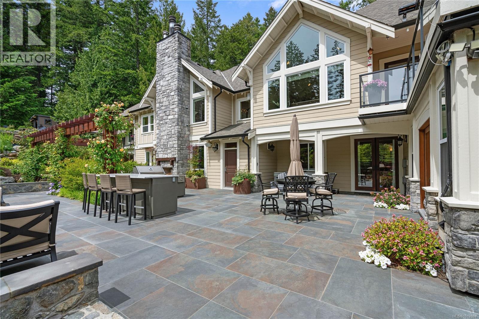Photo 72 of 441 Glendower Rd, Saanich BC