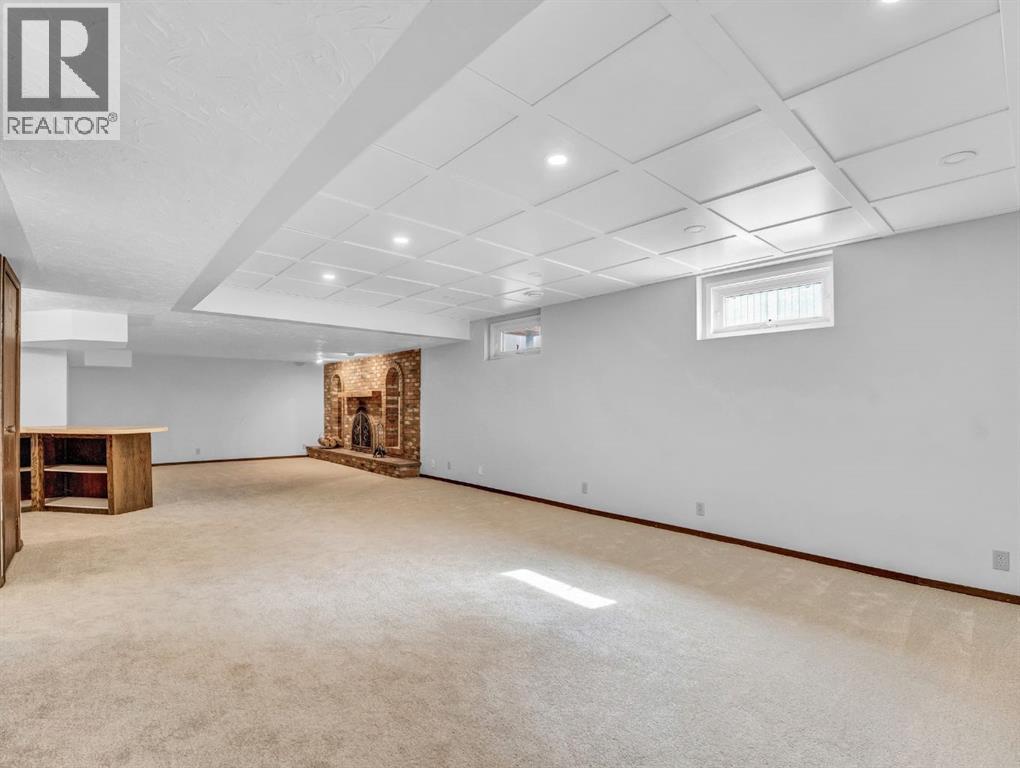 Photo 29 of 38 Rossland Crescent Se, Medicine Hat AB