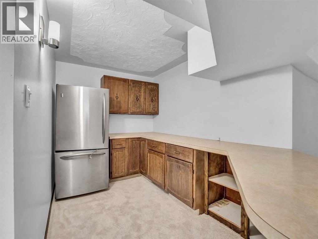 Photo 30 of 38 Rossland Crescent Se, Medicine Hat AB
