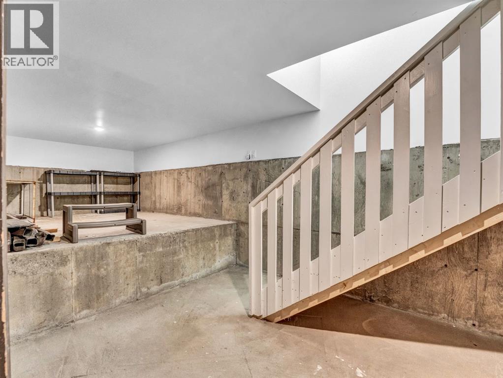 Photo 35 of 38 Rossland Crescent Se, Medicine Hat AB