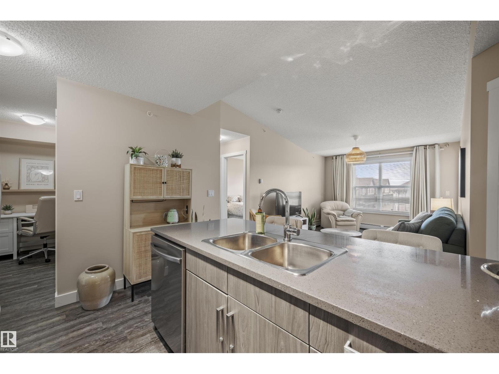 Photo 1 of 416 667 Watt Bv Sw, Edmonton AB