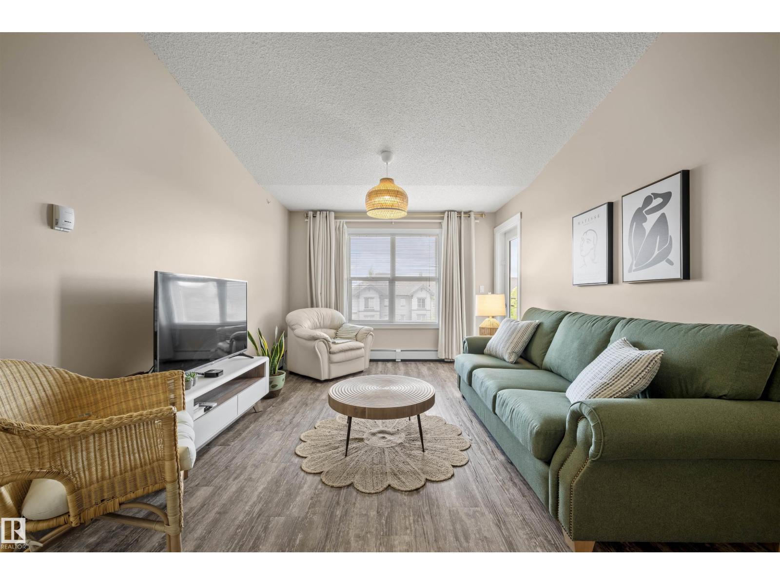 Photo 7 of 416 667 Watt Bv Sw, Edmonton AB