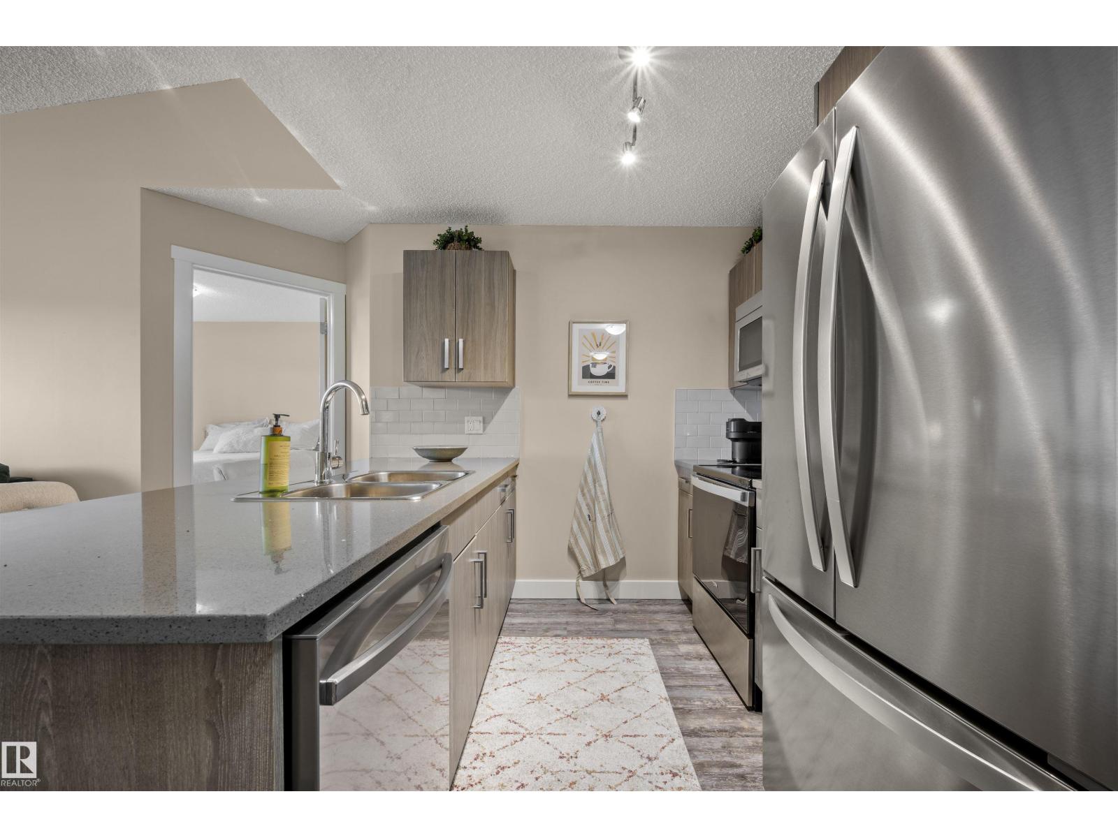 Photo 3 of 416 667 Watt Bv Sw, Edmonton AB