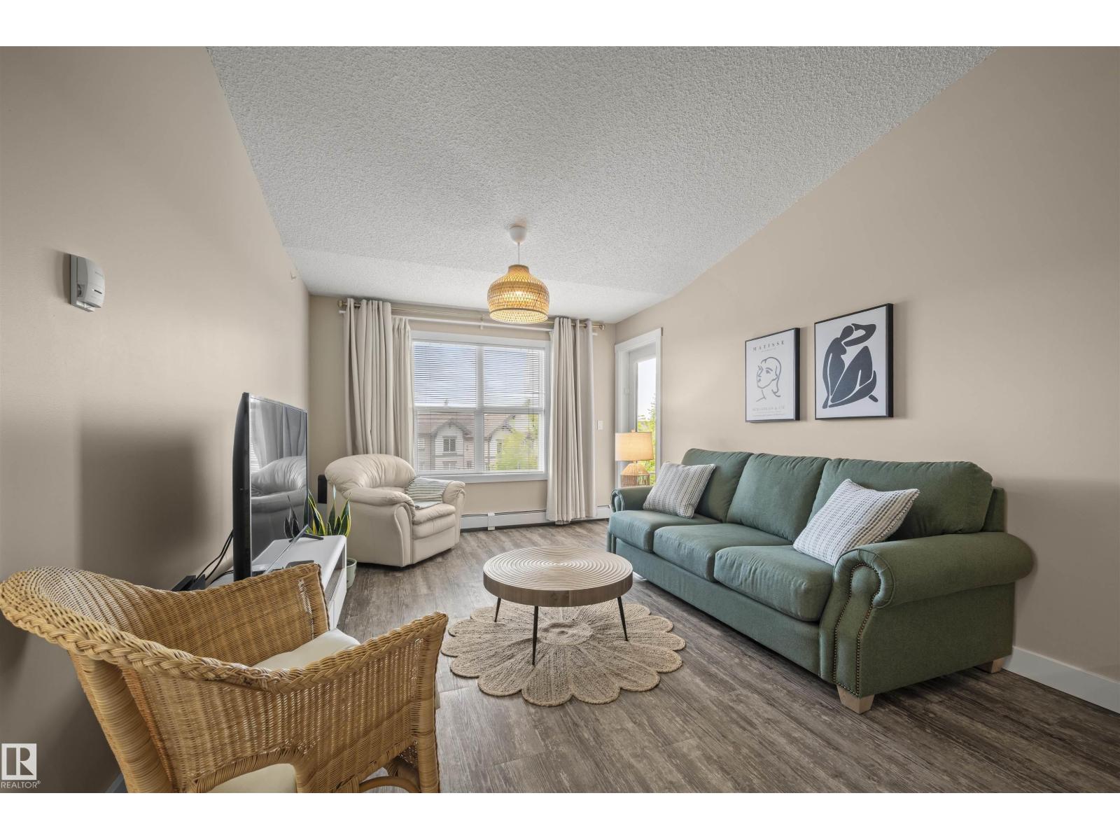 Photo 5 of 416 667 Watt Bv Sw, Edmonton AB