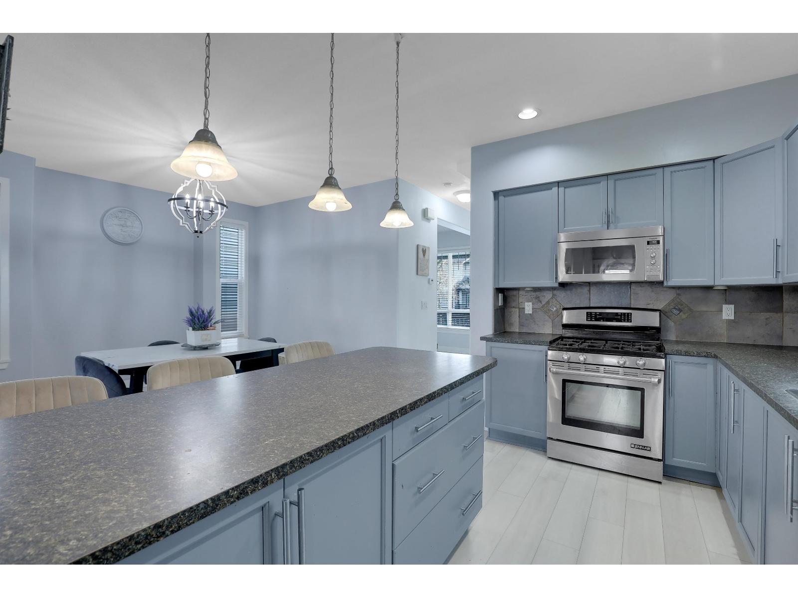 Photo 14 of 16515 60 Avenue, Surrey BC