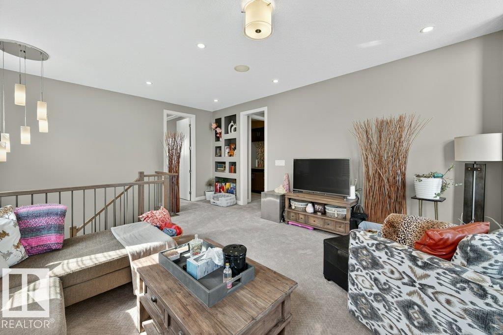 Photo 17 of 272 Reichert Dr, Beaumont AB