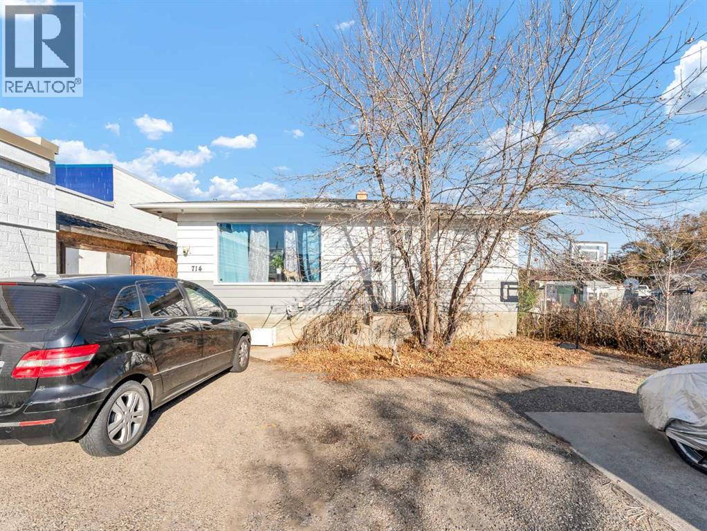 Photo 39 of 1137 1139 Kingsway Avenue Se, Medicine Hat AB