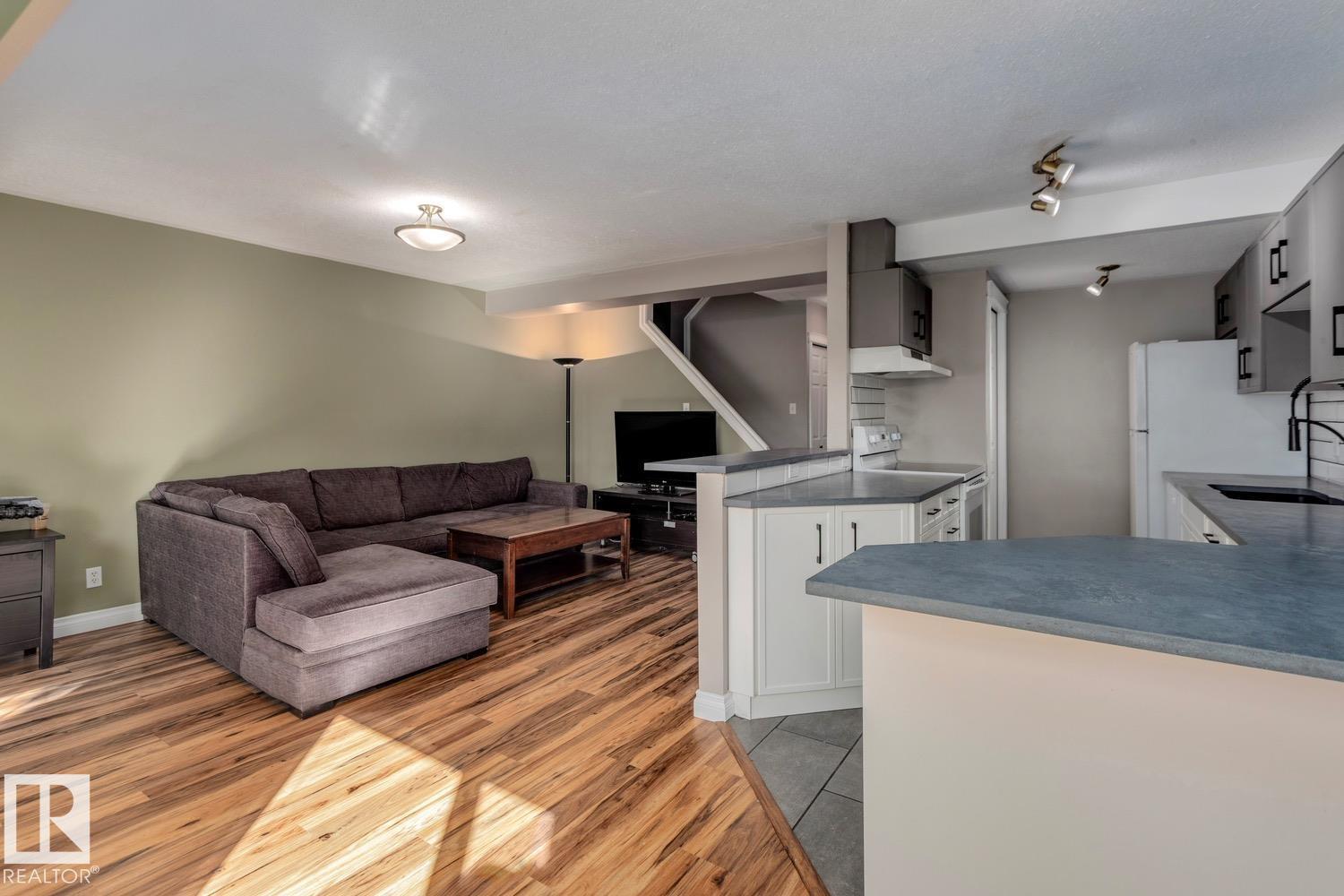 Photo 16 of 209 11033 127 St Nw, Edmonton AB