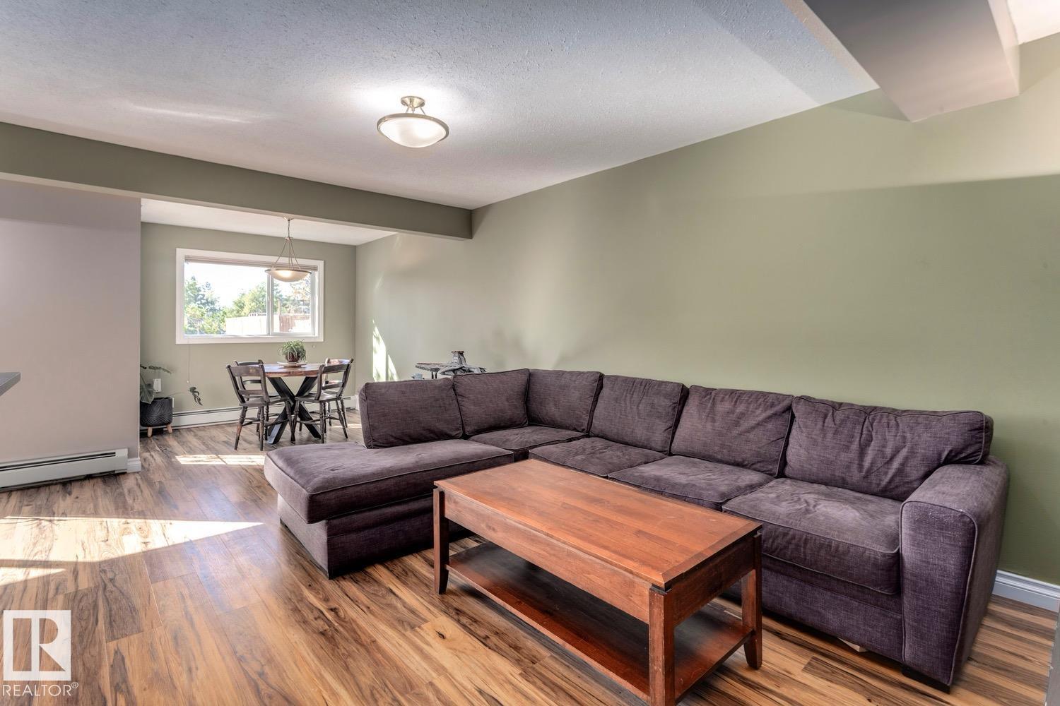 Photo 3 of 209 11033 127 St Nw, Edmonton AB