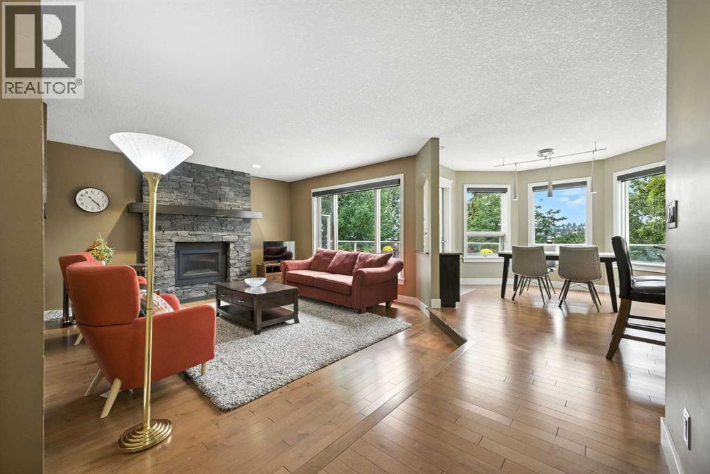 Photo 11 of 141 Edgeview Road Nw, Calgary AB