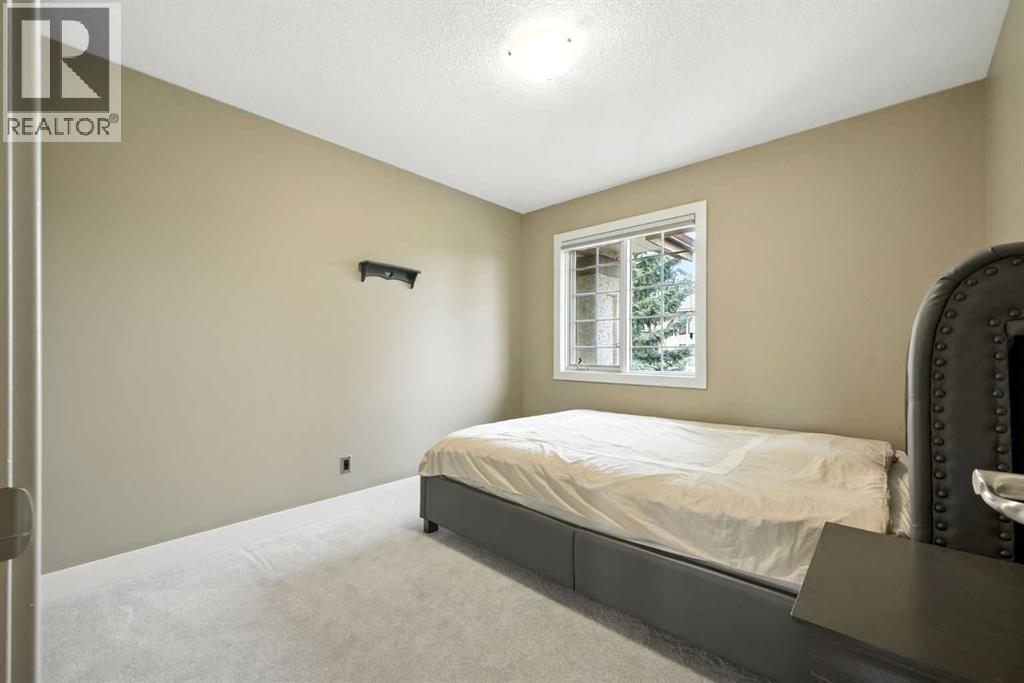 Photo 24 of 141 Edgeview Road Nw, Calgary AB