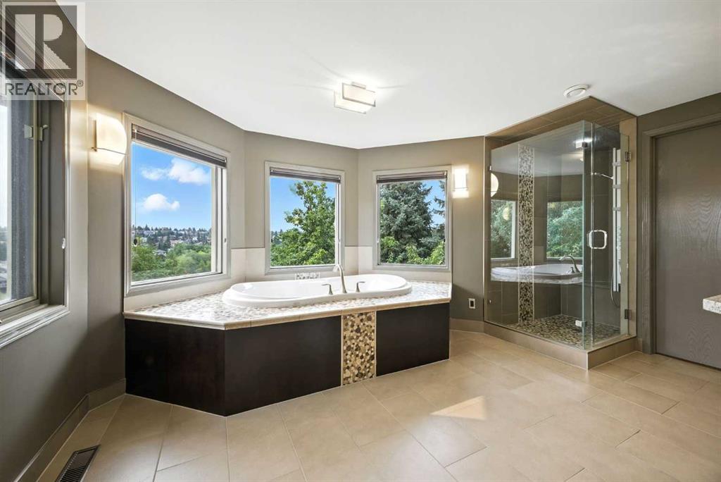 Photo 29 of 141 Edgeview Road Nw, Calgary AB