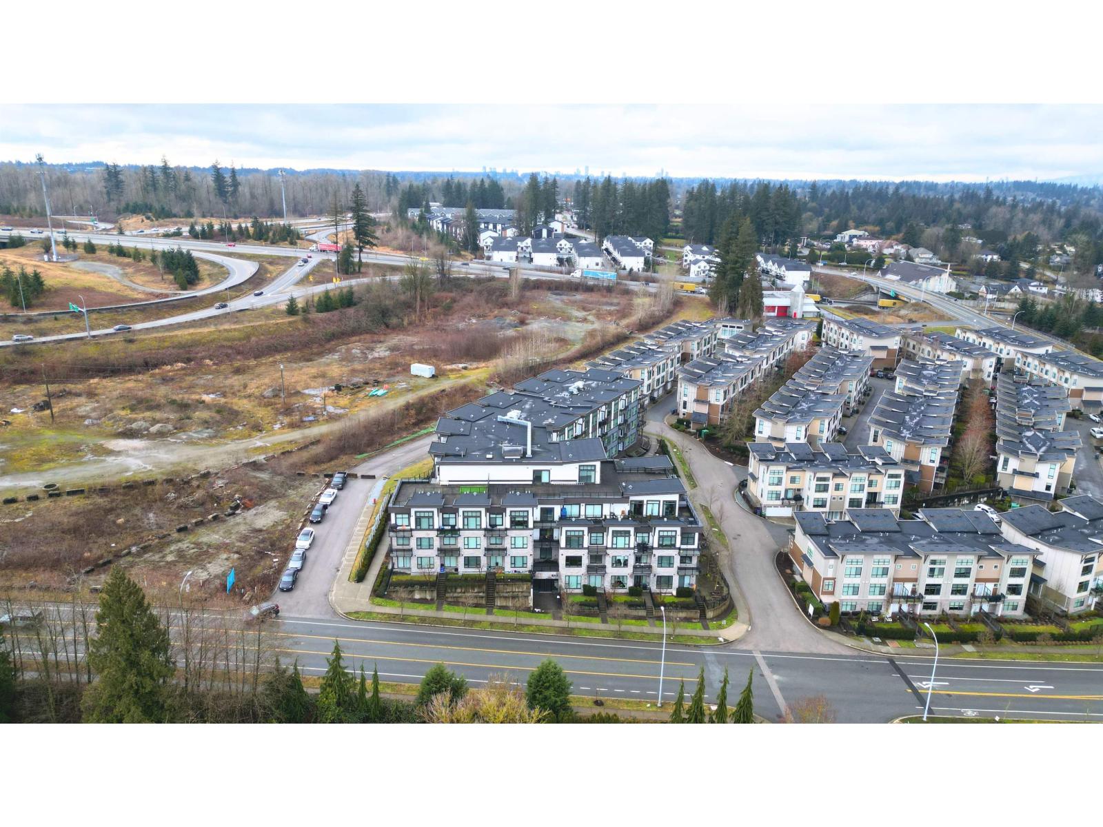 Photo 22 of 419 9983 Barnston Drive, Surrey BC