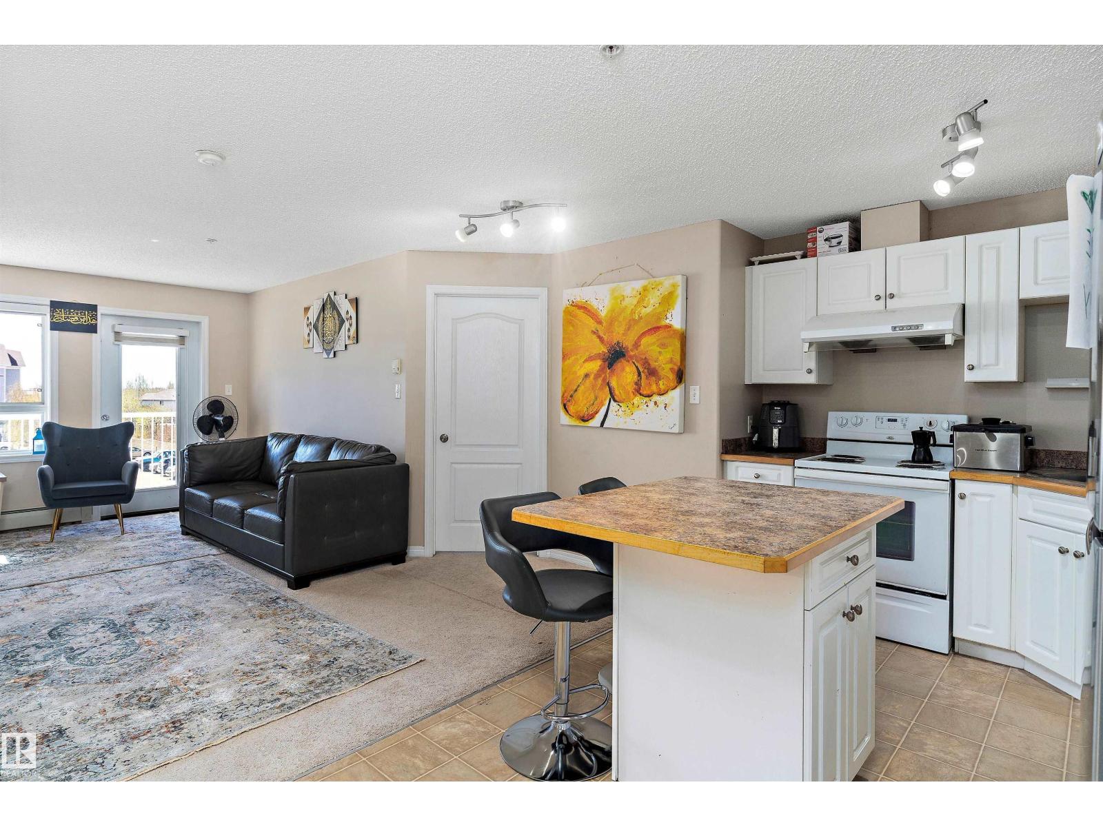 Photo 8 of 316 5350 199 St Nw, Edmonton AB