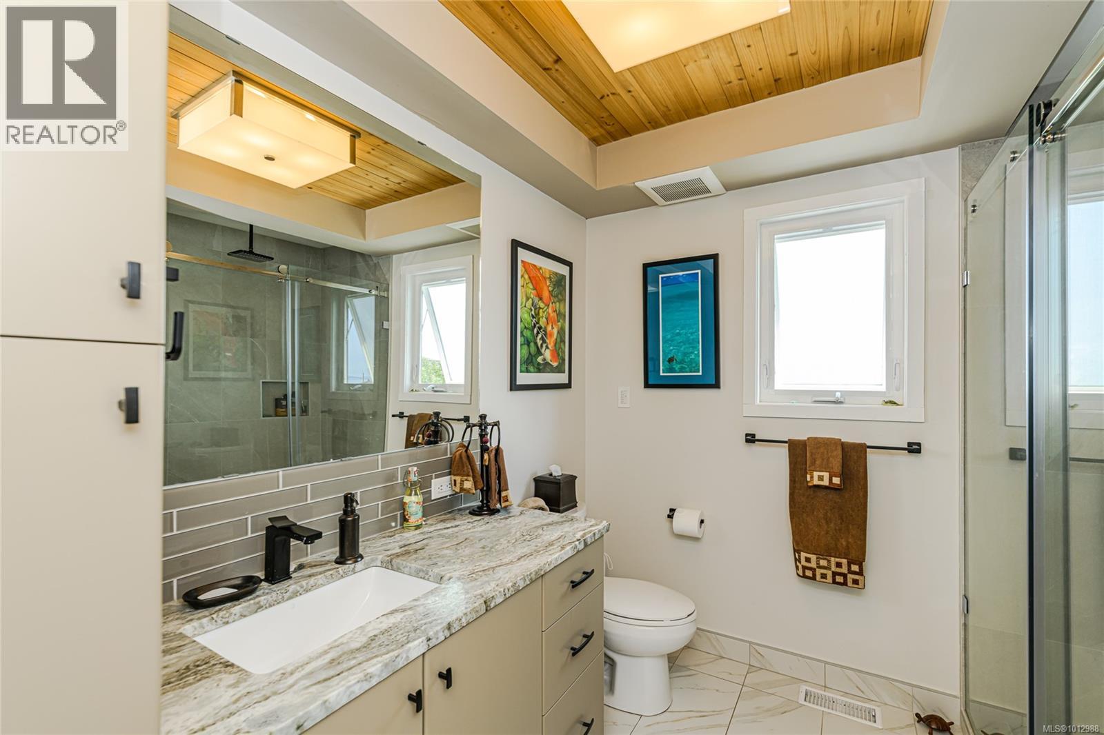 Photo 32 of 4461 Arsens Pl, Saanich BC