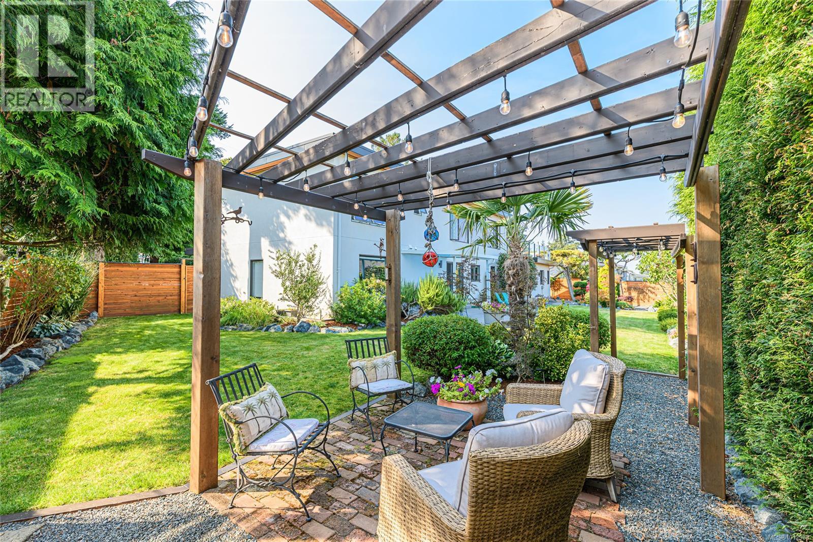 Photo 50 of 4461 Arsens Pl, Saanich BC