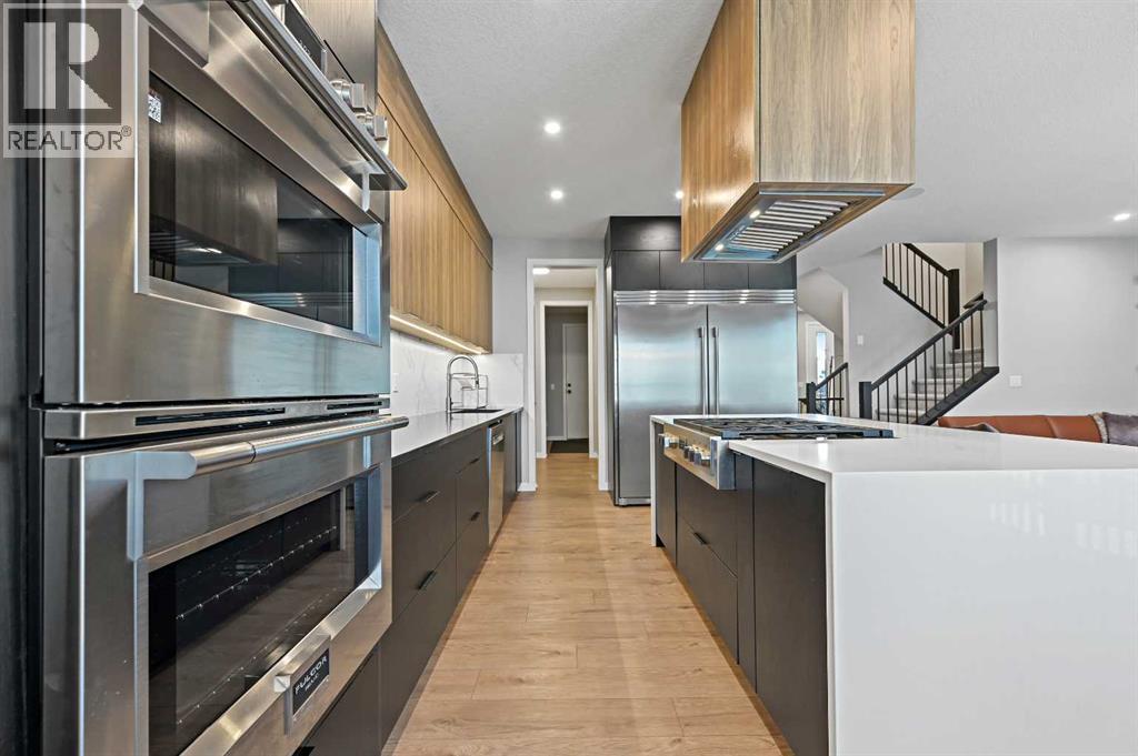 Photo 20 of 905 Cranbrook Gardens Se, Calgary AB