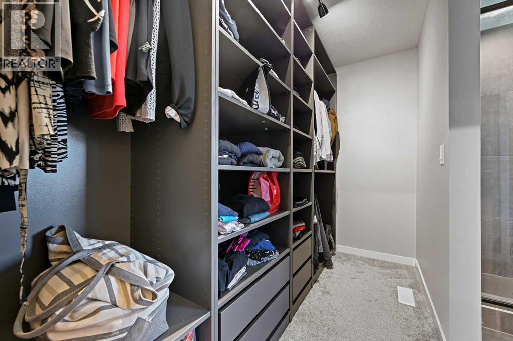 Photo 26 of 905 Cranbrook Gardens Se, Calgary AB