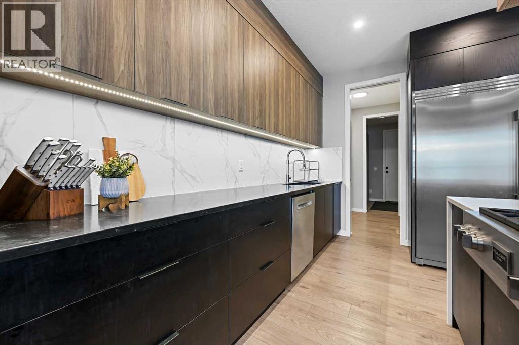 Photo 21 of 905 Cranbrook Gardens Se, Calgary AB