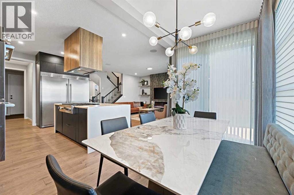 Photo 14 of 905 Cranbrook Gardens Se, Calgary AB