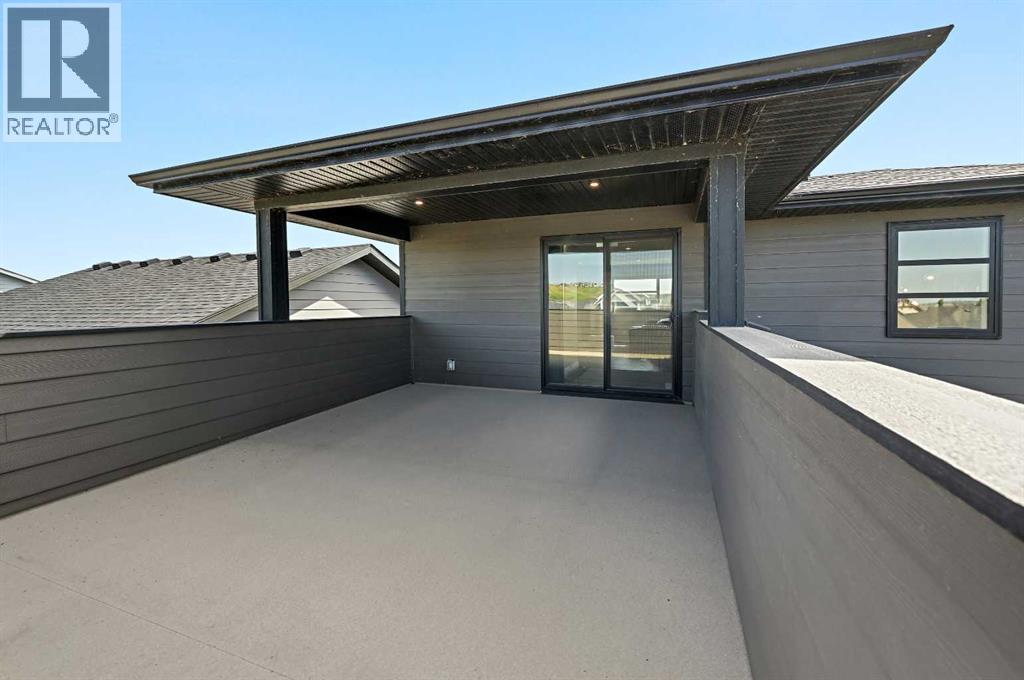 Photo 42 of 905 Cranbrook Gardens Se, Calgary AB