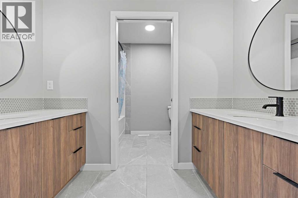 Photo 32 of 905 Cranbrook Gardens Se, Calgary AB