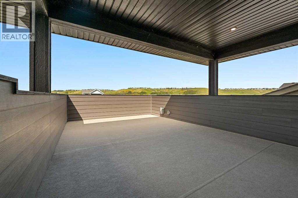Photo 43 of 905 Cranbrook Gardens Se, Calgary AB