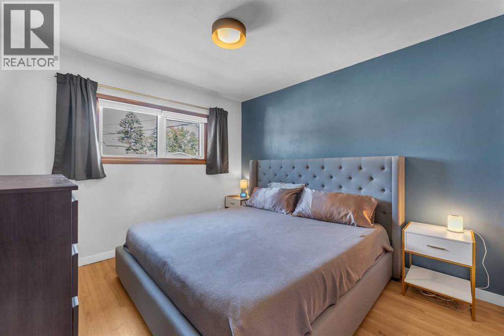 Photo 18 of 120 A 27 Avenue Ne, Calgary AB