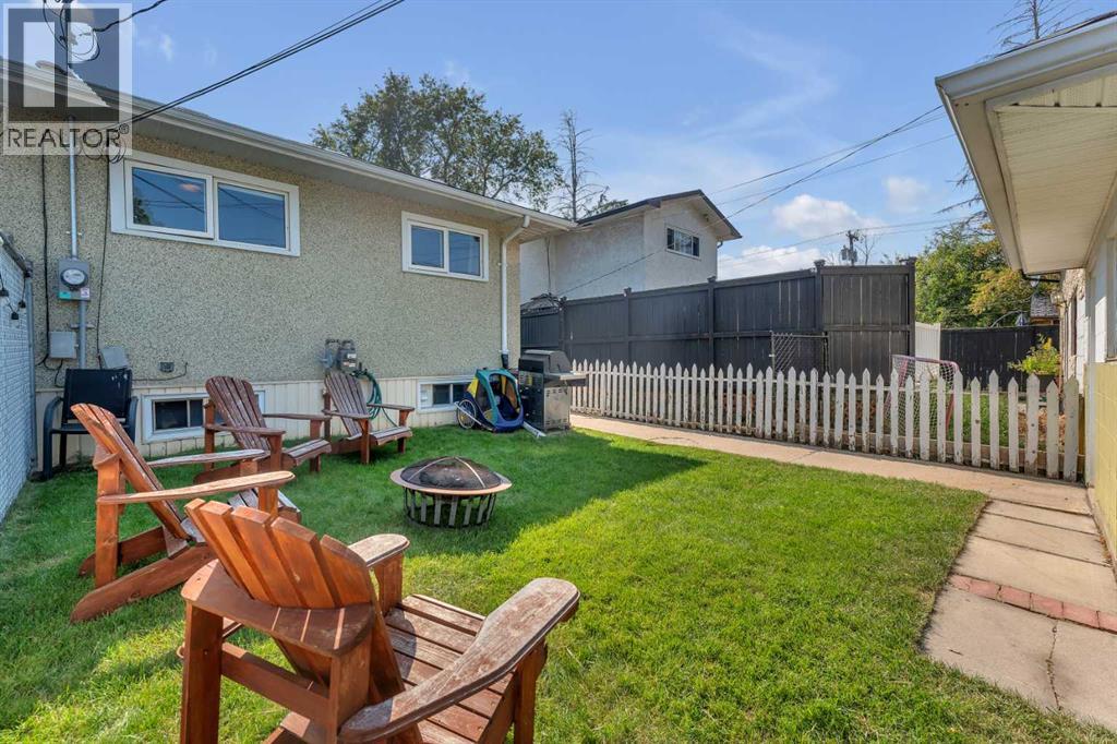 Photo 30 of 120 A 27 Avenue Ne, Calgary AB